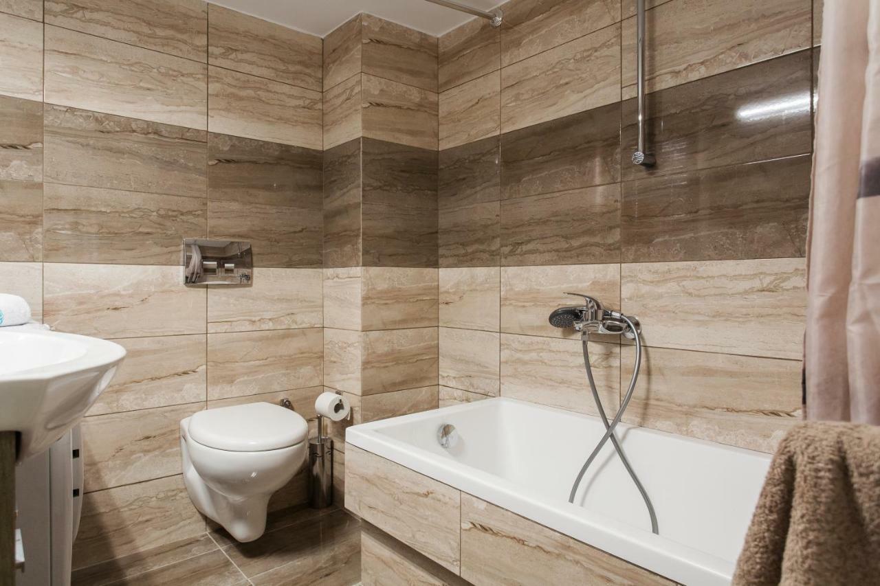 Modern Antique Private Rooms Near To Acropolis Museum And Metro Station Athens Luaran gambar