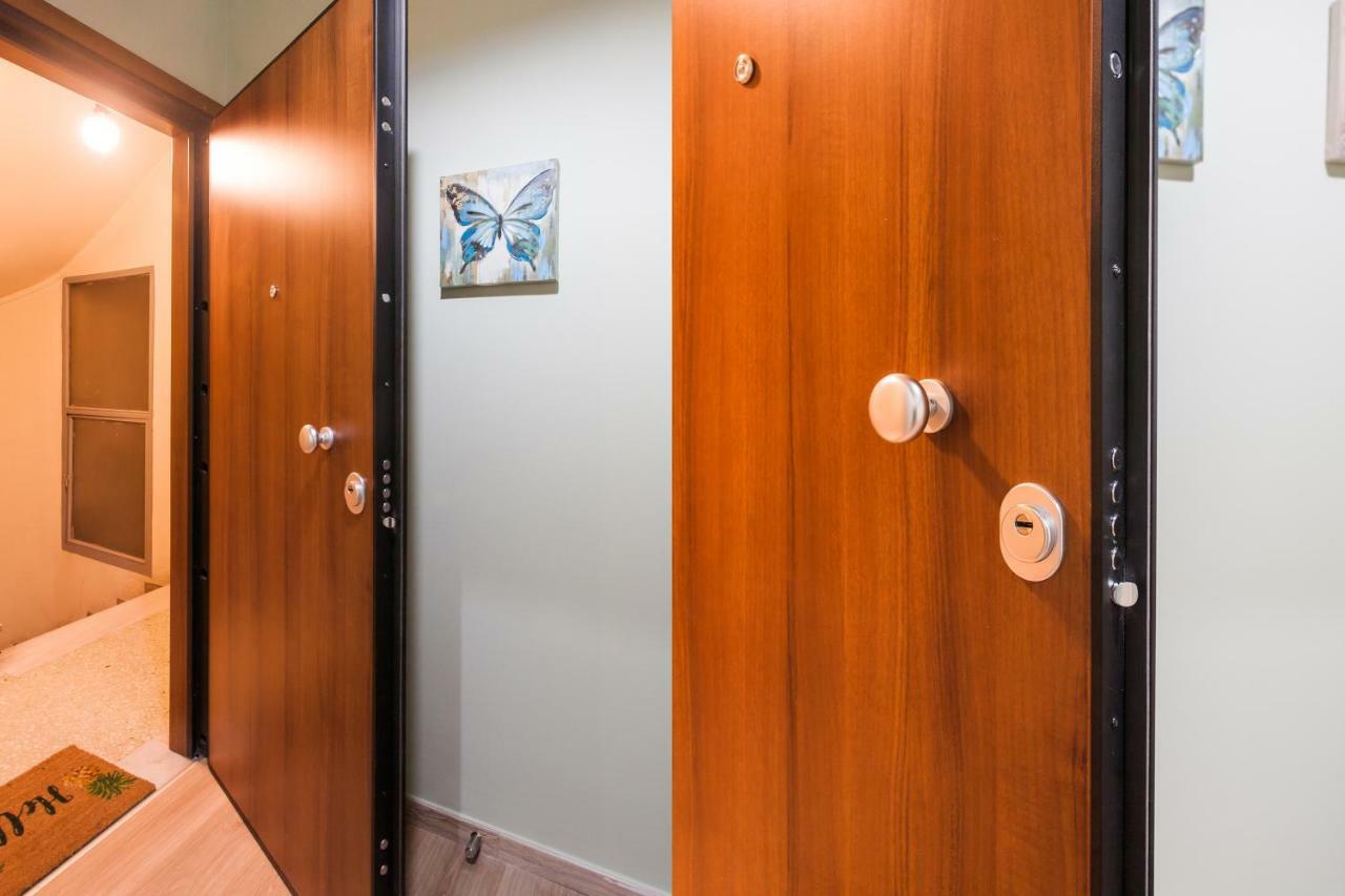 Modern Antique Private Rooms Near To Acropolis Museum And Metro Station Athens Luaran gambar